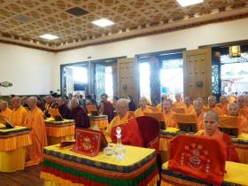 巴沙迪纳圣蹟寺举办恭迎燃灯古佛佛诞法会 为世界带来光明与吉祥